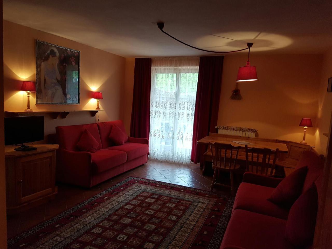 Residenze Sonnenschein Casa Rossa Aparthotel Villabassa Εξωτερικό φωτογραφία