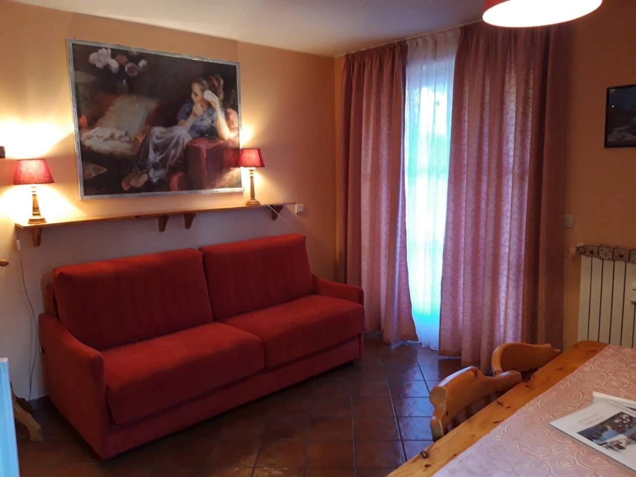 Residenze Sonnenschein Casa Rossa Aparthotel Villabassa Εξωτερικό φωτογραφία