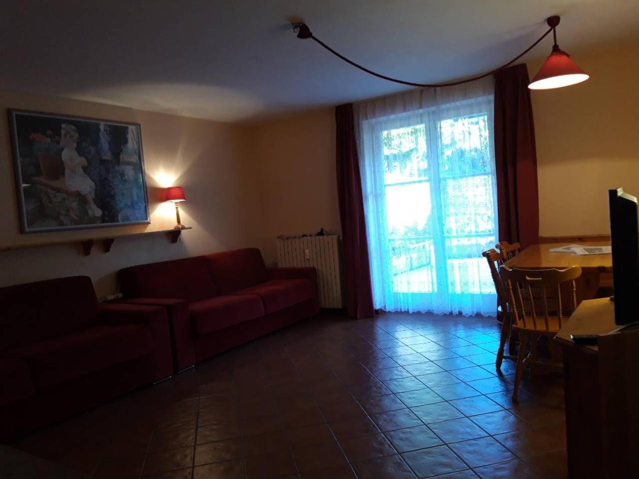 Residenze Sonnenschein Casa Rossa Aparthotel Villabassa Εξωτερικό φωτογραφία