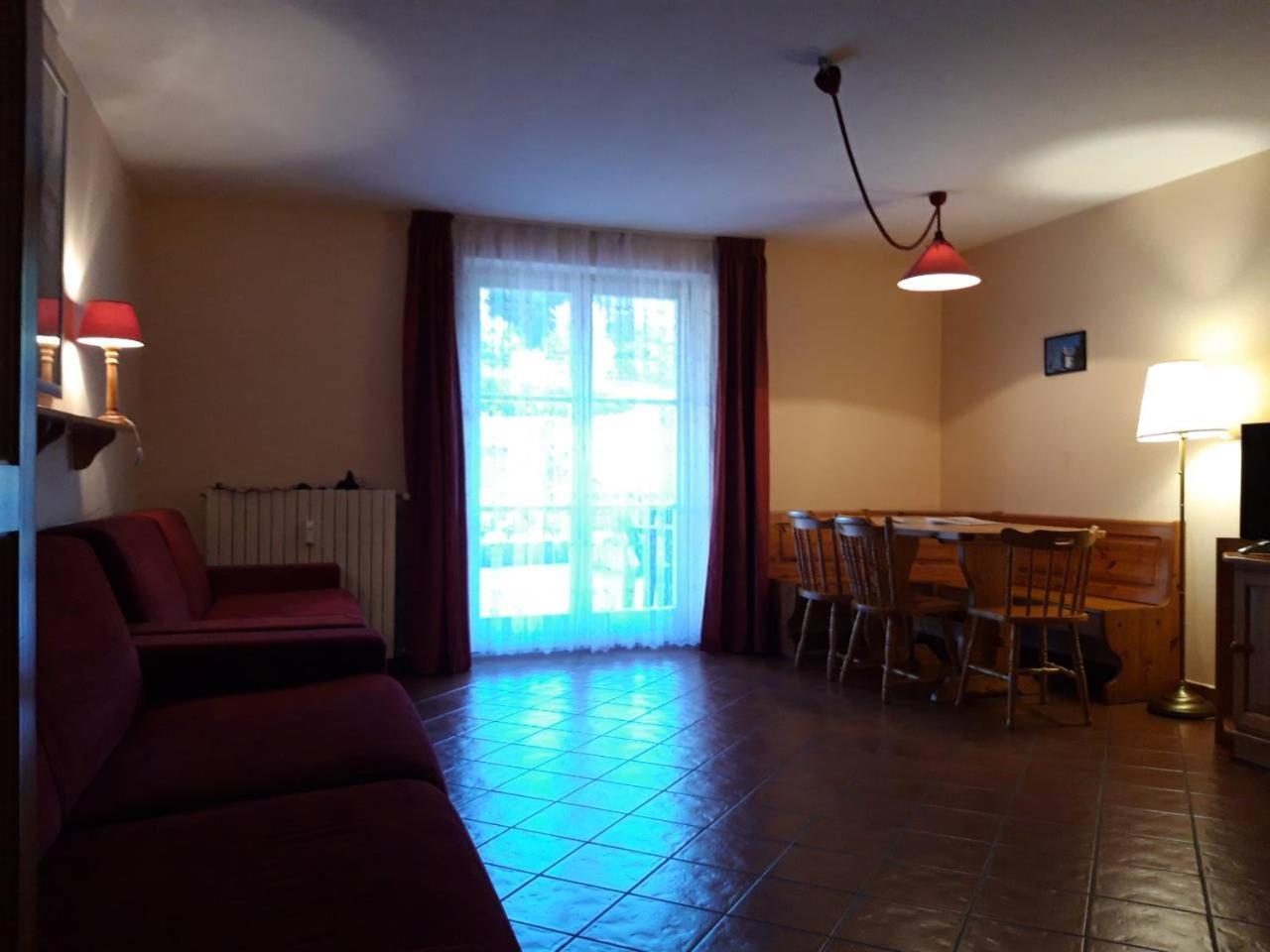 Residenze Sonnenschein Casa Rossa Aparthotel Villabassa Εξωτερικό φωτογραφία